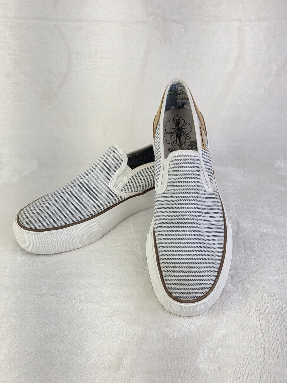 Tommy Bahama Sailor Slip On Sneakers Womens 10 Gray Seersucker Canvas Casual